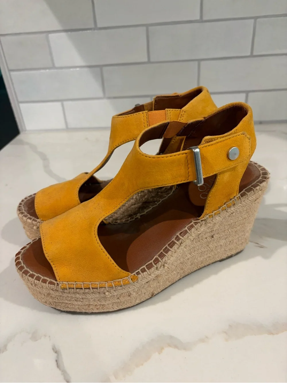 Franco Sarto Women’s Yellow Espadrille Wedge Sandals Size 8